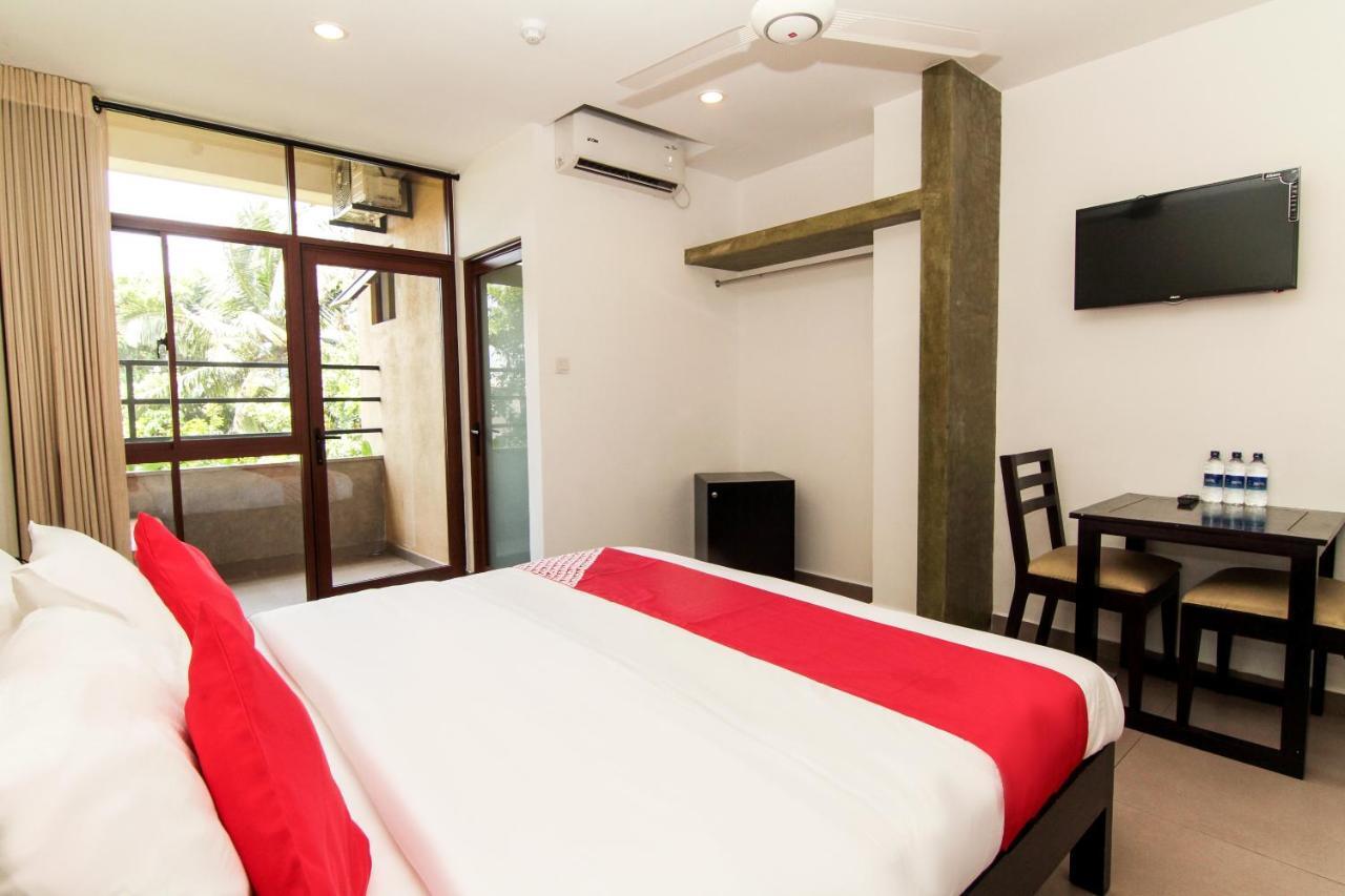 Saninro Hotel - Ragama Экстерьер фото