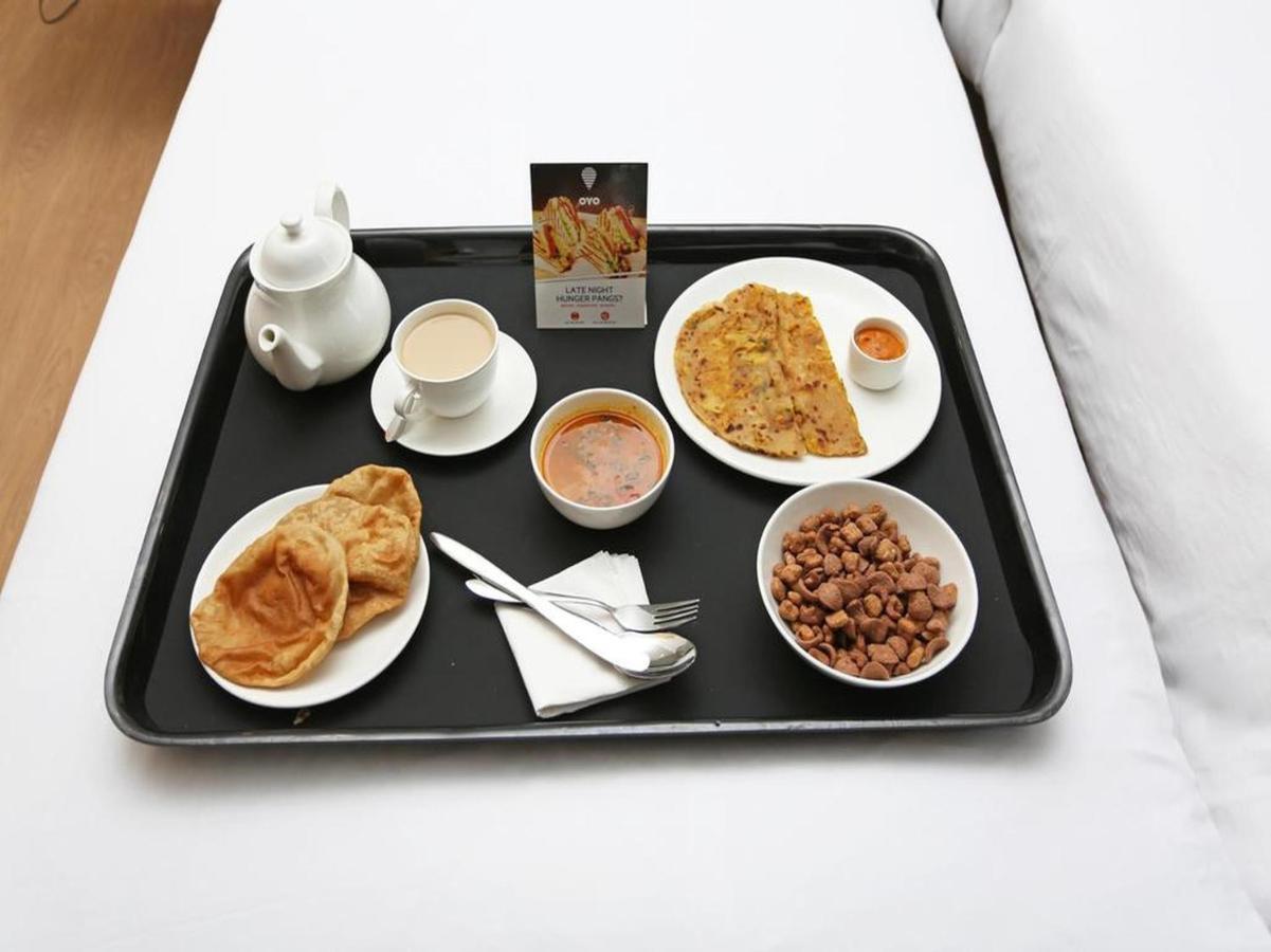 Saninro Hotel - Ragama Экстерьер фото